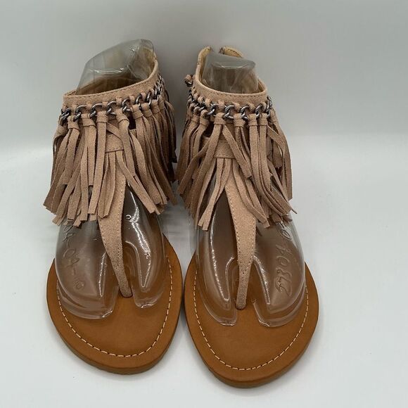Lily Flip Flop Sandals with Suede Fringes and a Metal Chain Size 7 1/2 NEW - Picture 2 of 6